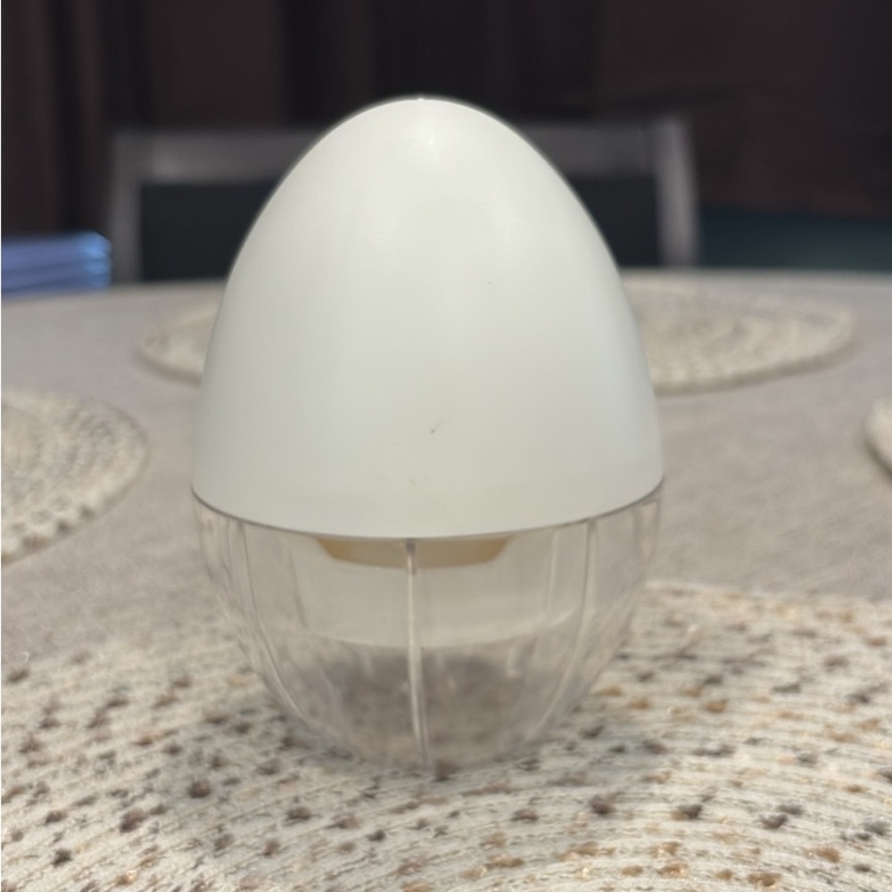 Hutzler Egg Scrambler